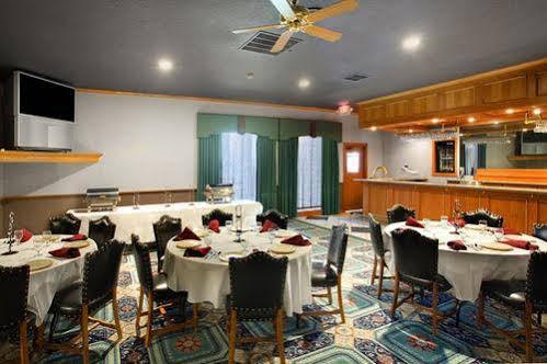 Eagle'S Nest Hotel & Conference Center 퀸시 외부 사진