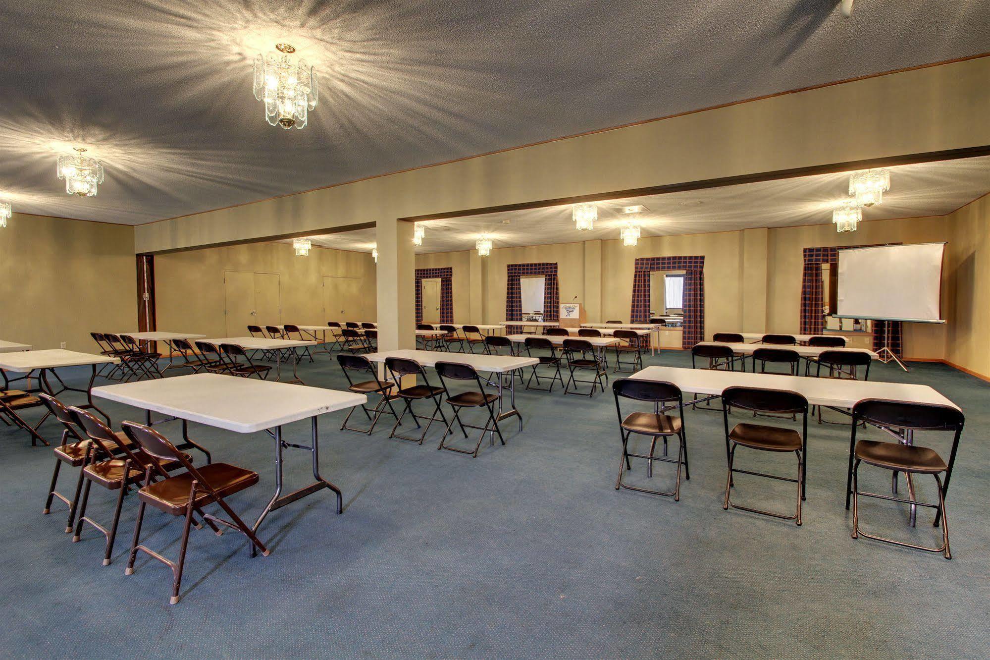 Eagle'S Nest Hotel & Conference Center 퀸시 외부 사진